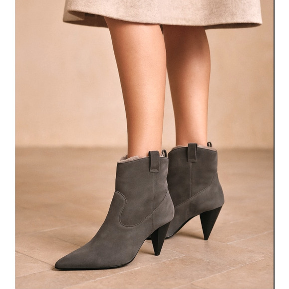NIB! Sigerson Morrison 9.5 Suede Western Ankle Boots Shearling Cone Heels Gray - Picture 2 of 10